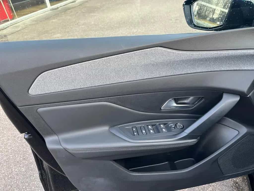 Peugeot 308 Allure Pack SITZHEIZUNG+NAVIGATION+ECO-LEDBC 10/2023-photo-13