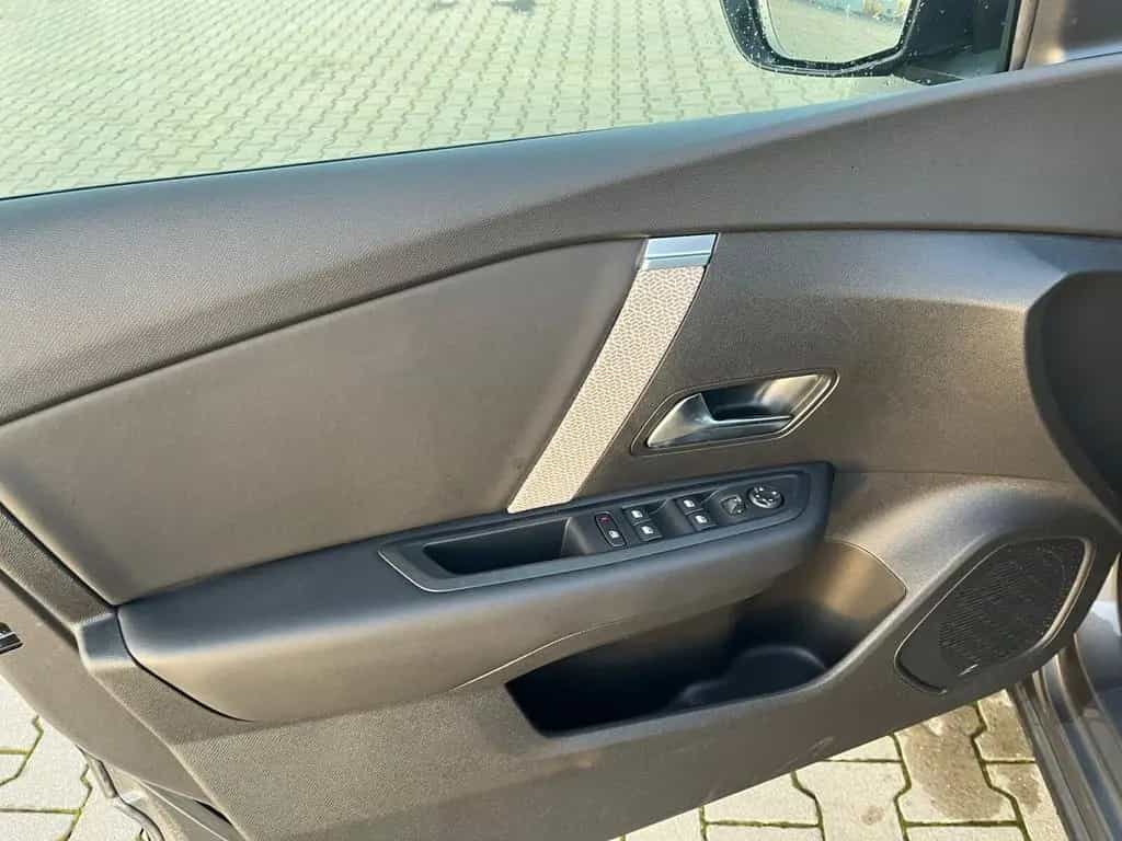 Citroën C4 Max Stop&Start SITZHEIZUNG+RÜCKFAHRKAMERA+LED 11/2023-photo-14