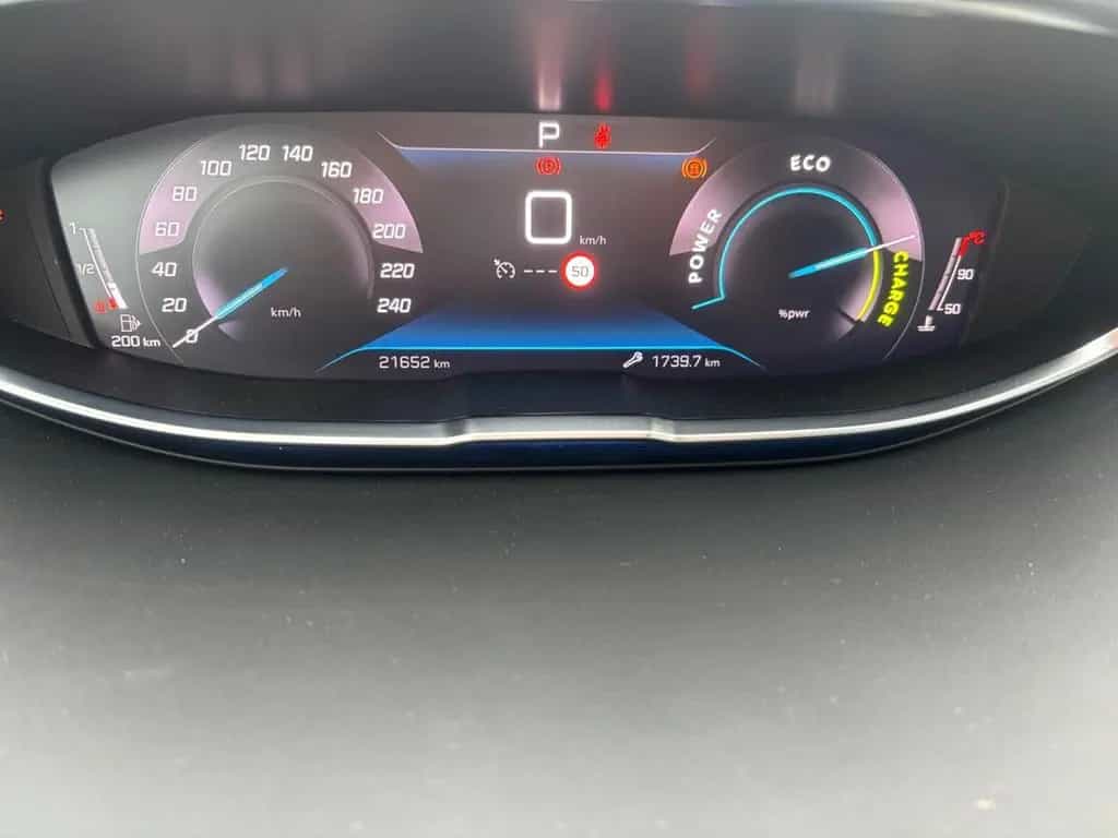Peugeot 3008 Allure Pack SITZHEIZUNG+TEMPOMAT+NAVIGATION 12/2023-photo-13