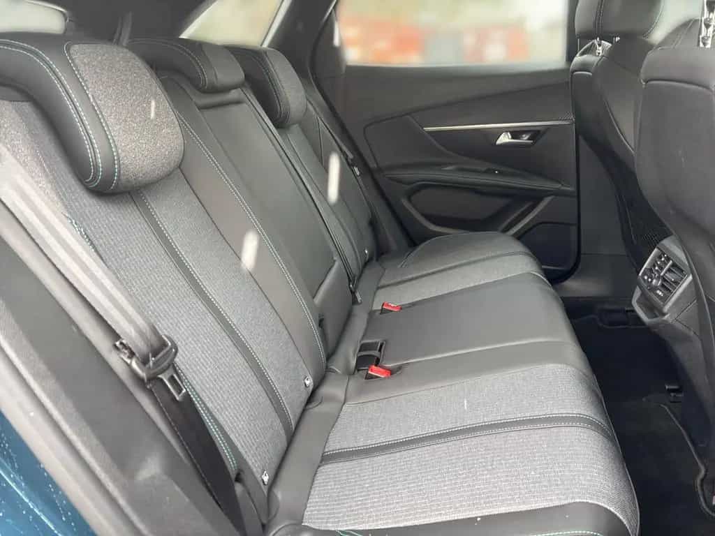 Peugeot 3008 Allure Pack SITZHEIZUNG+TEMPOMAT+NAVIGATION 12/2023-photo-16