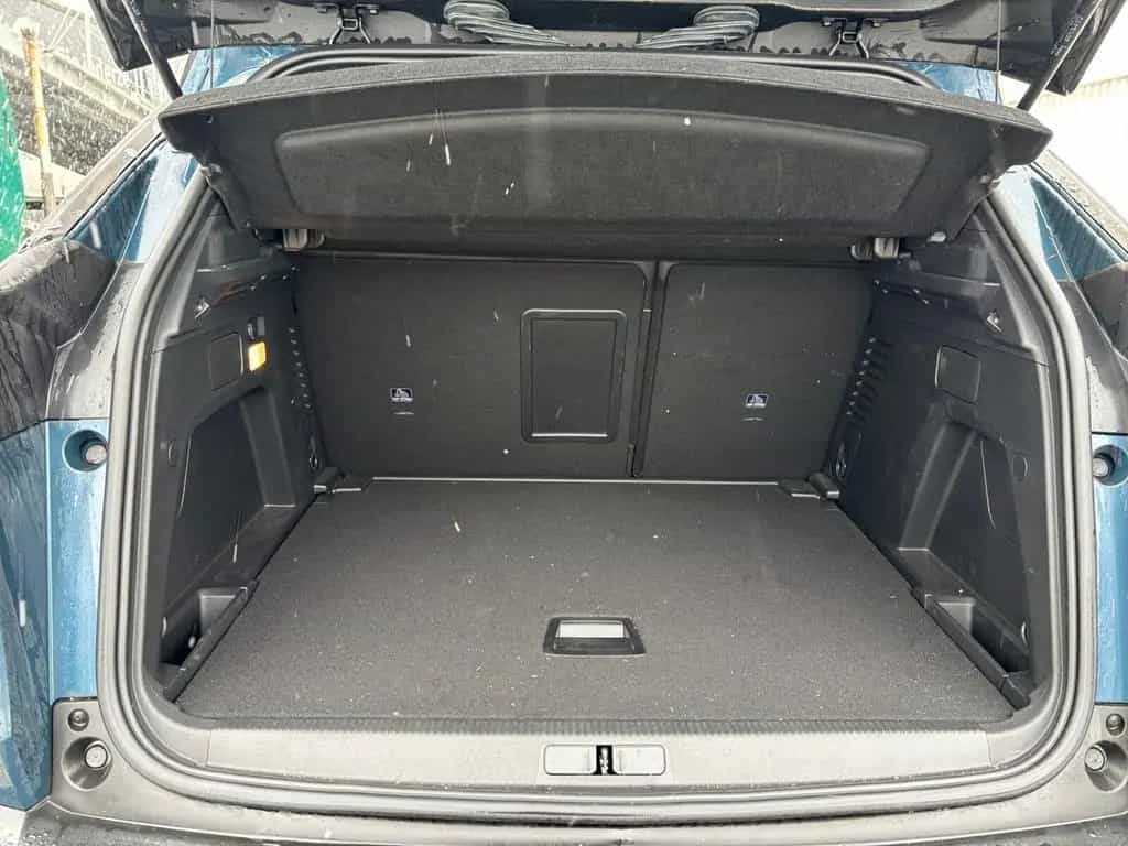 Peugeot 3008 Allure Pack SITZHEIZUNG+TEMPOMAT+NAVIGATION 12/2023-photo-17