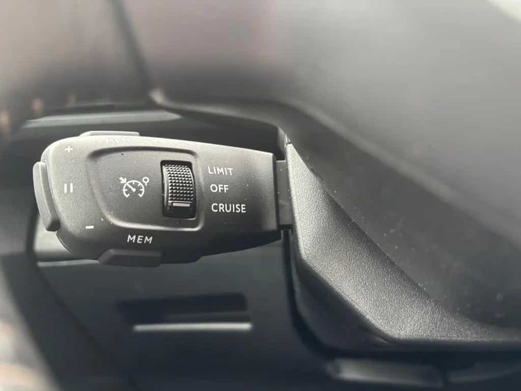 Peugeot 3008 Allure Pack SITZHEIZUNG+TEMPOMAT+NAVIGATION 12/2023-photo-21