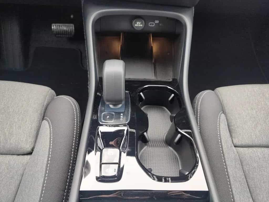 Volvo XC40 Black Edition B3 Mild-Hybrid Benzin Plus 02/2026-photo-10