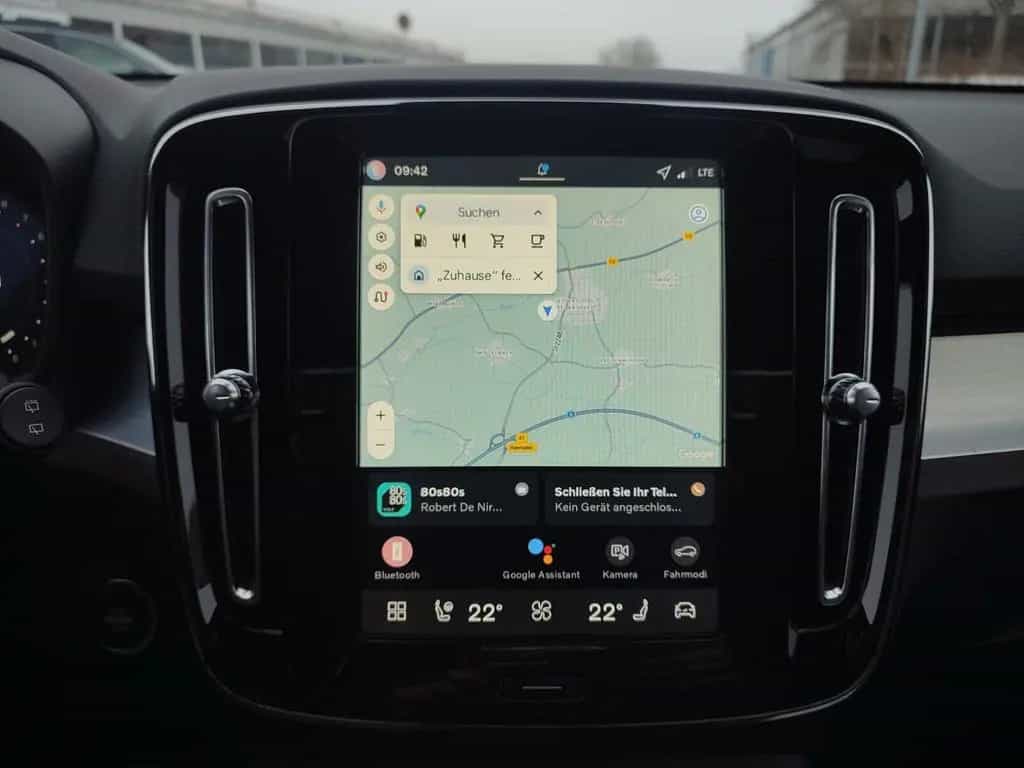 Volvo XC40 Black Edition B3 Mild-Hybrid Benzin Plus 02/2026-photo-11