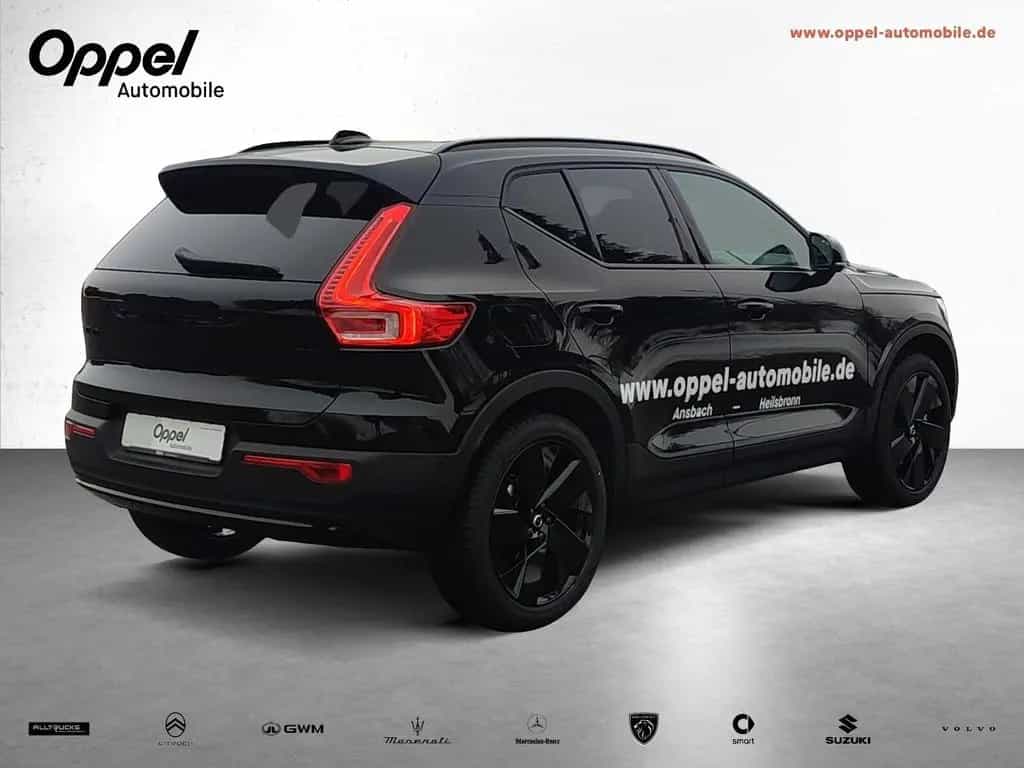 Volvo XC40 Black Edition B3 Mild-Hybrid Benzin Plus 02/2026-photo-2
