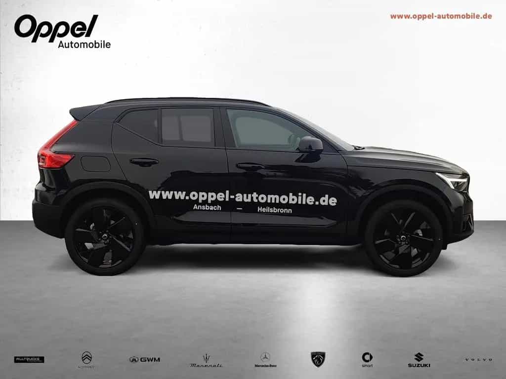 Volvo XC40 Black Edition B3 Mild-Hybrid Benzin Plus 02/2026-photo-4