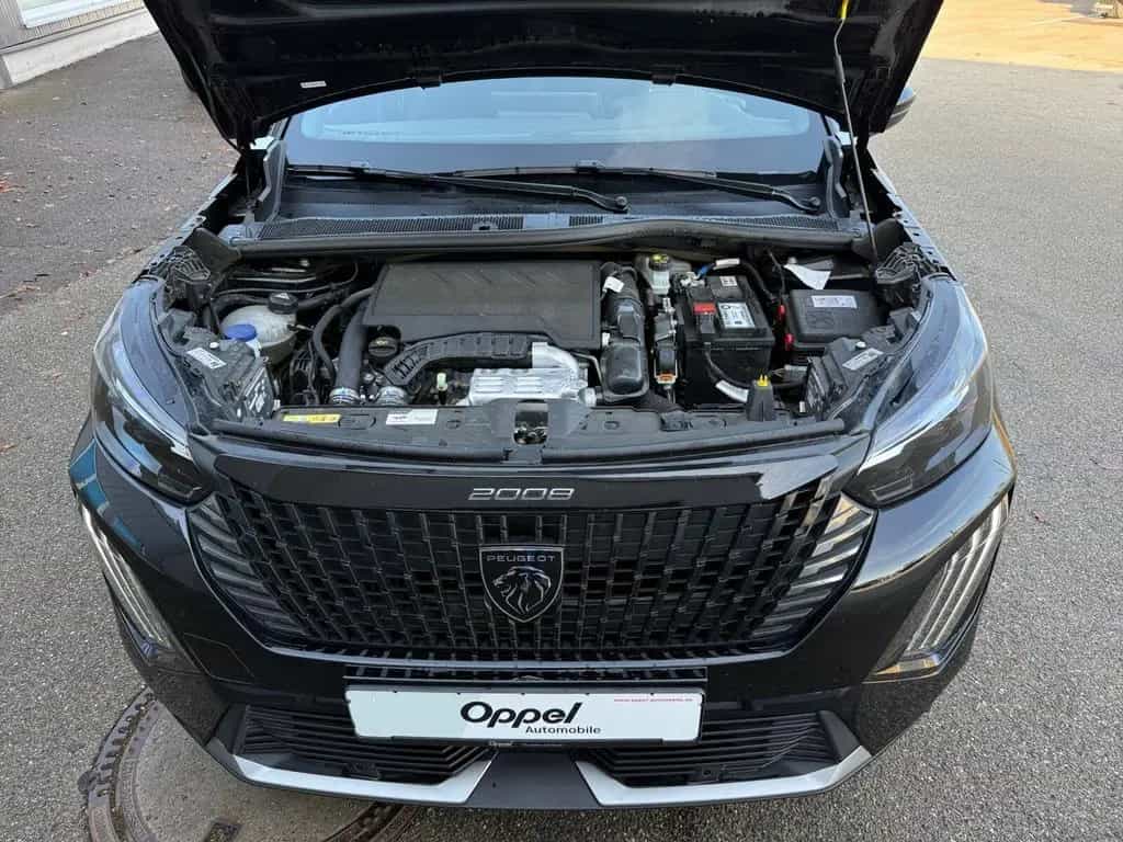 Peugeot 2008 GT NAVIGATIONSSYSTEM+TEMPOMAT+SITZHEIZUNGBC 01/2024-photo-17