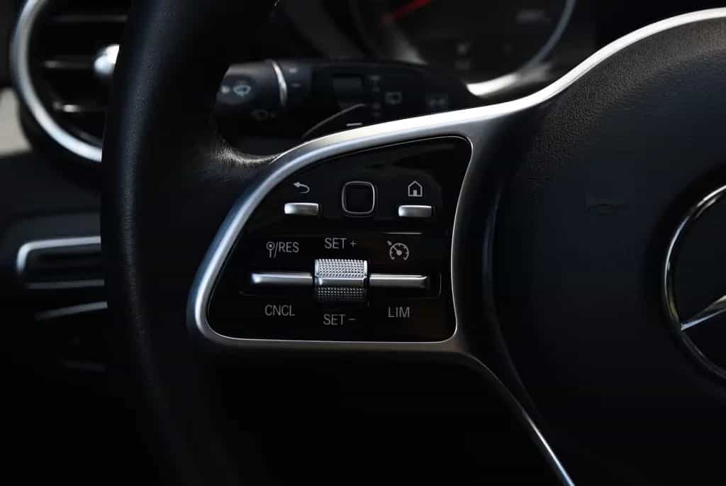 Mercedes-Benz C 180 CGI 9G LED/Panorama/Kamera/Navi/Sitzheiz. 02/2019-photo-14