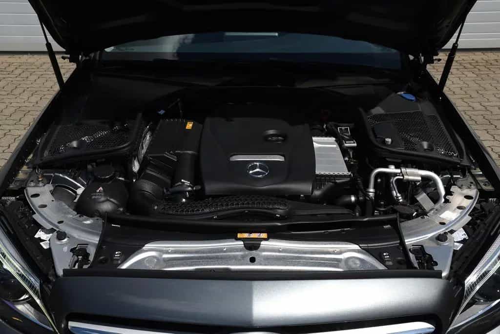 Mercedes-Benz C 180 CGI 9G LED/Panorama/Kamera/Navi/Sitzheiz. 02/2019-photo-27