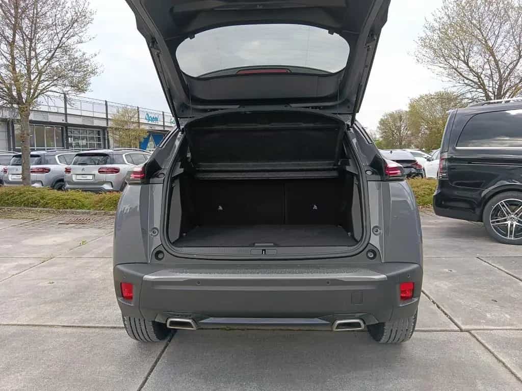 Peugeot 2008 GT SITZHEIZUNG+180° KAMERA+MASSAGEFUNKTION 04/2024-photo-16