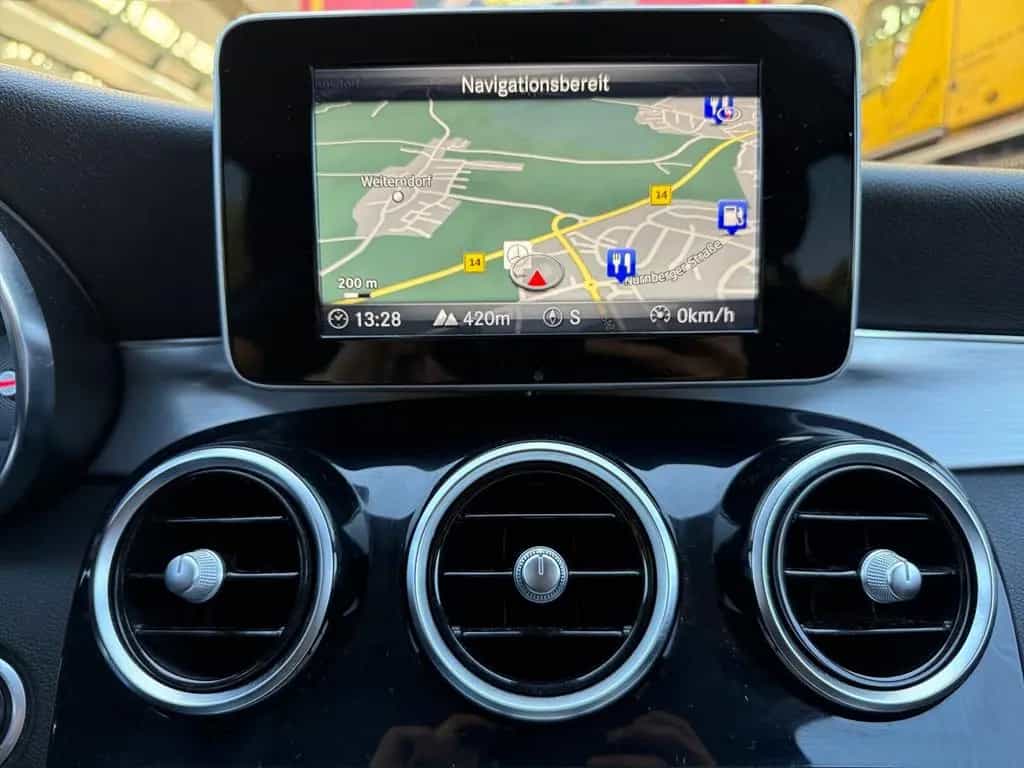 Mercedes-Benz C 180 Avantgarde *NAVI+SITZHEIZUNGNavi/Autom. 01/2017-photo-11