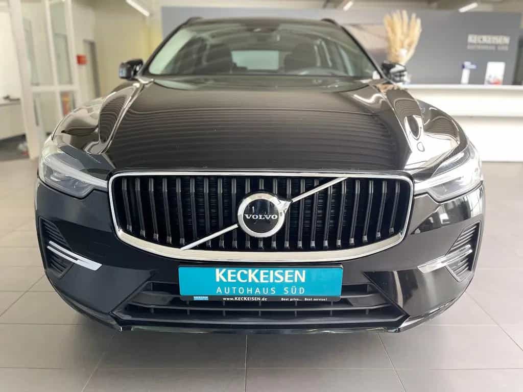 Volvo XC60 B4 Diesel Core Assistenz-Paket 01/2024-photo-0