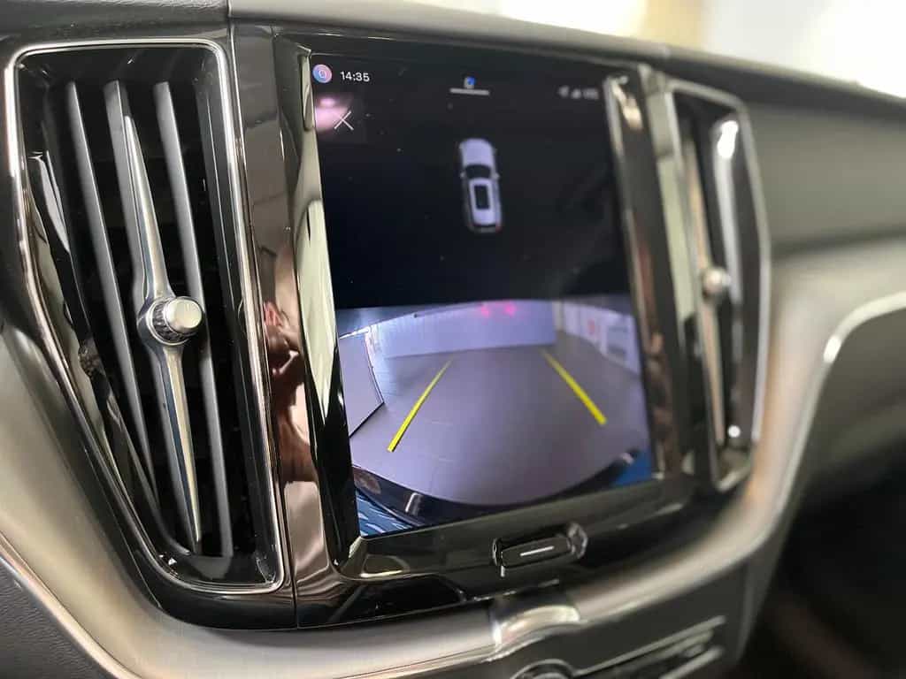 Volvo XC60 B4 Diesel Core Assistenz-Paket 01/2024-photo-14