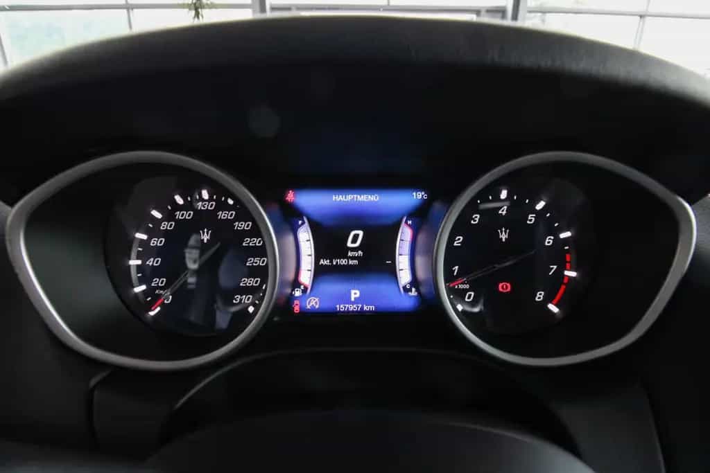 Maserati Ghibli S Q4/Bi-Xenon/Kamera/Schiebedach/H&K/SHZ 09/2016-photo-21