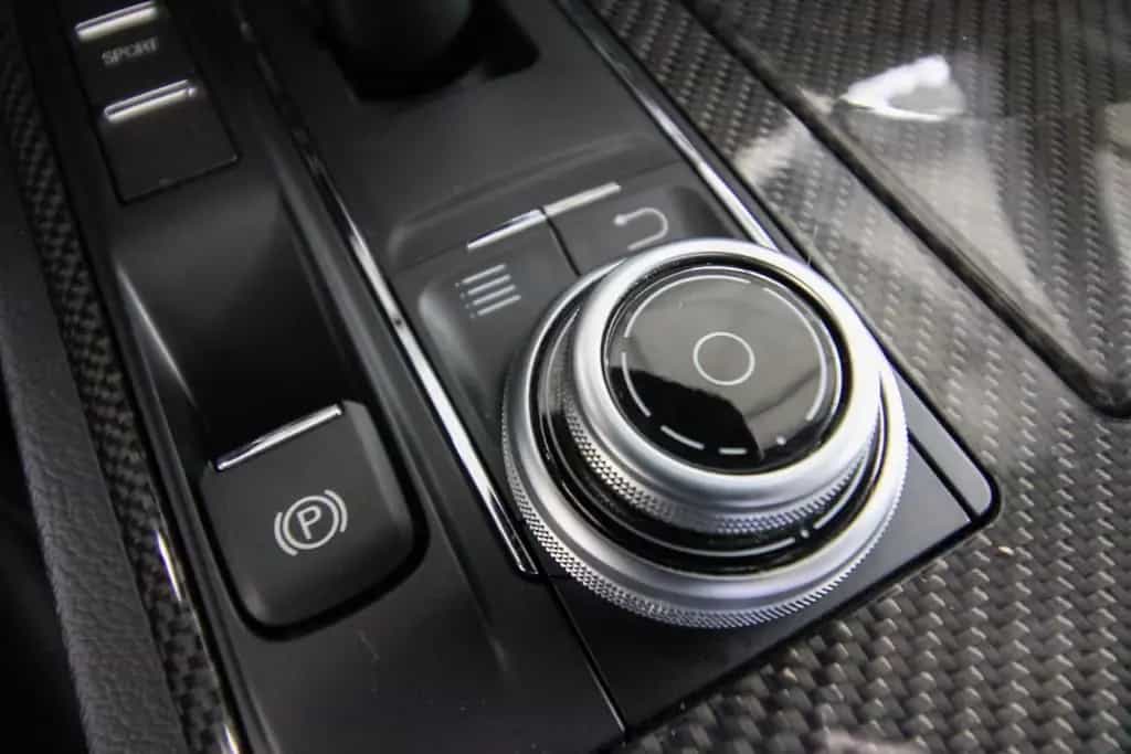 Maserati Ghibli S Q4/Bi-Xenon/Kamera/Schiebedach/H&K/SHZ 09/2016-photo-28
