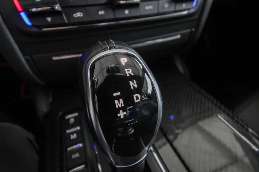 Maserati Ghibli S Q4/Bi-Xenon/Kamera/Schiebedach/H&K/SHZ 09/2016-photo-29