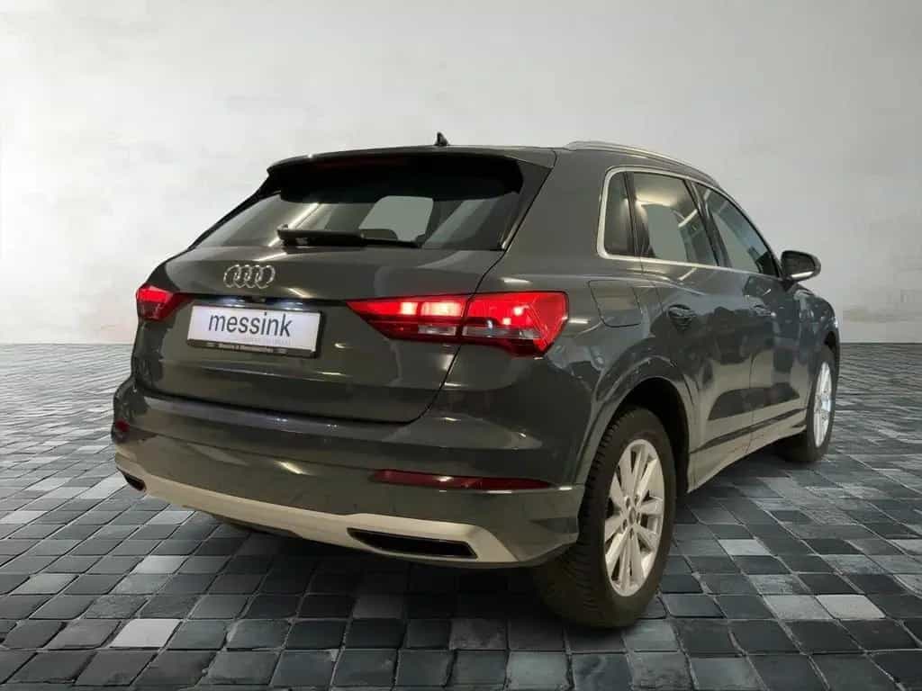 Audi Q3 35 TFSI advanced design Selection*Navi* 04/2023-photo-3