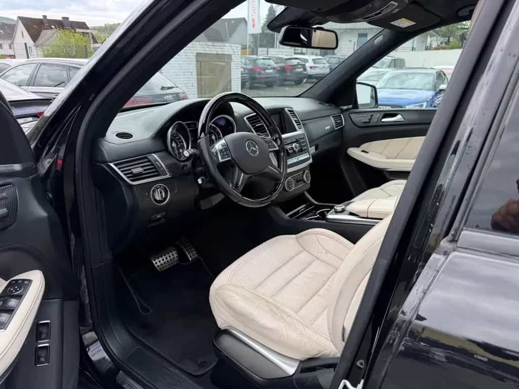 Mercedes-Benz GL 63 AMG 4Matic/PANO-DACH/7-SITZER 12/2014-photo-12