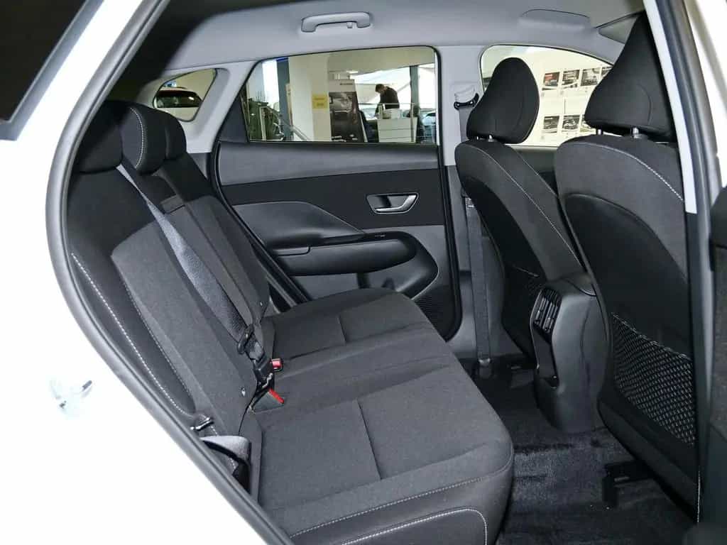 Hyundai Kona 1.6 TGDI DCT Trend Assistenzpaket elek Heck 11/2024-photo-11