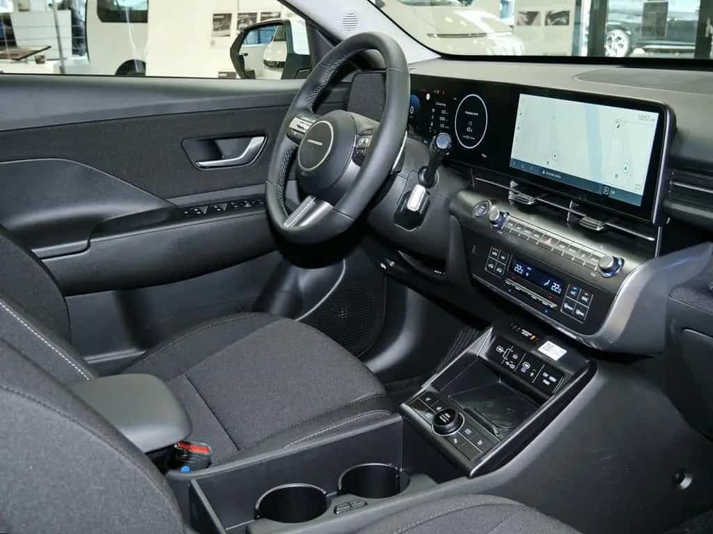 Hyundai Kona 1.6 TGDI DCT Trend Assistenzpaket elek Heck 11/2024-photo-3