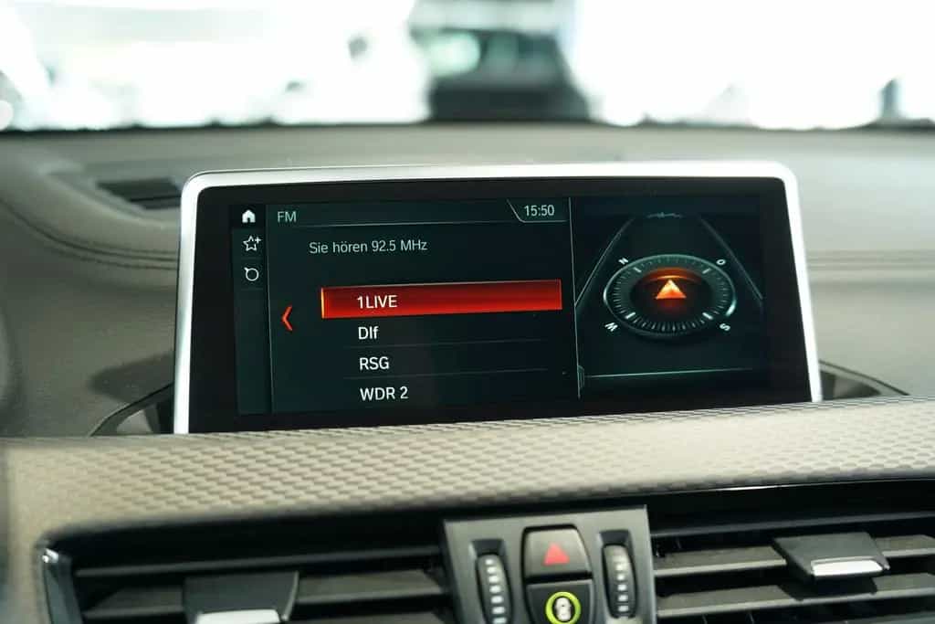 BMW X2 xD 18 d M Sport 2.H *19 *Kamera *H-UP *Leder 09/2019-photo-27
