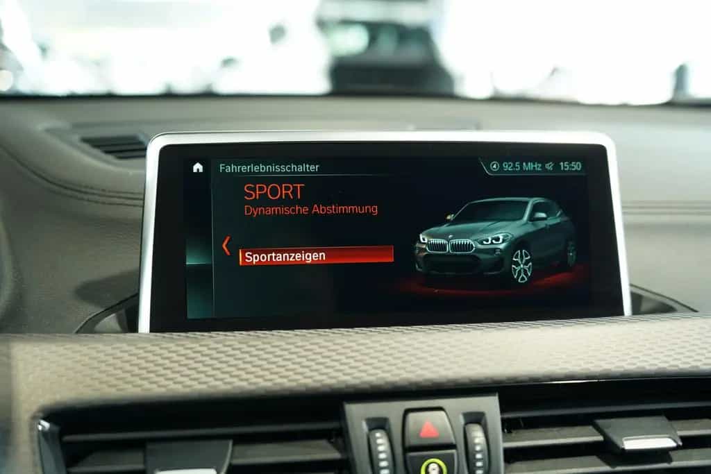 BMW X2 xD 18 d M Sport 2.H *19 *Kamera *H-UP *Leder 09/2019-photo-29