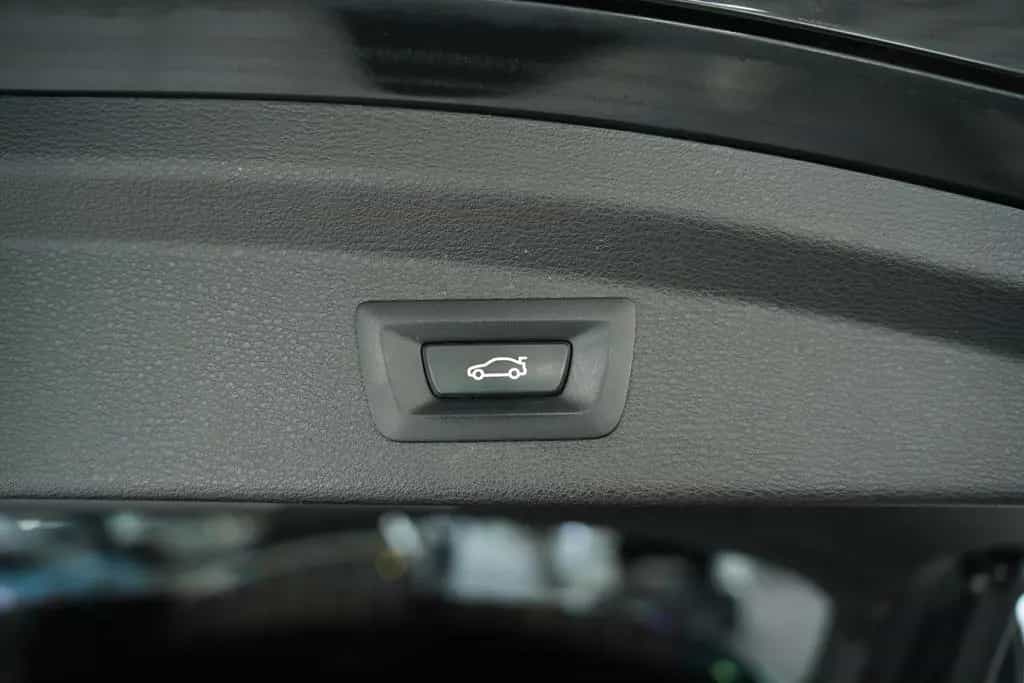 BMW X2 xD 18 d M Sport 2.H *19 *Kamera *H-UP *Leder 09/2019-photo-33