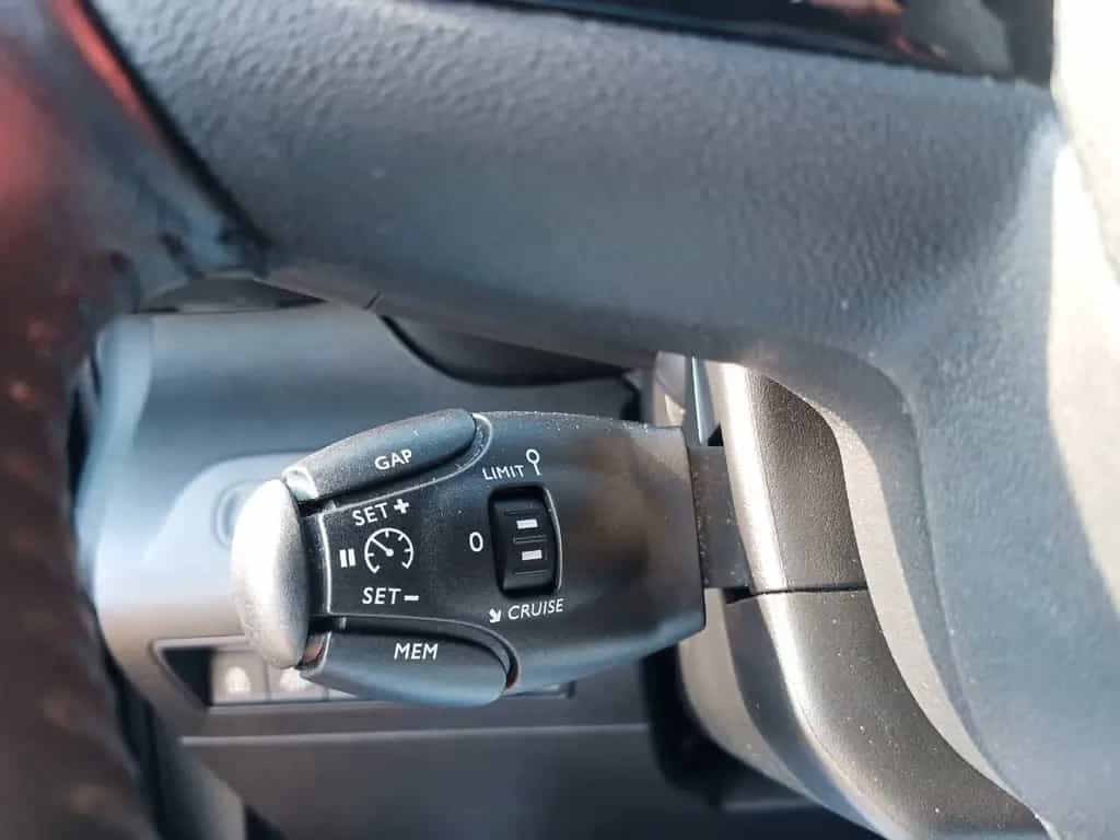Toyota Proace City Team D L1 *8fach Bereift* 06/2022-photo-15