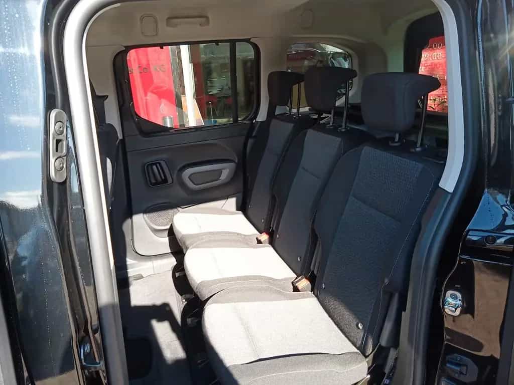 Toyota Proace City Team D L1 *8fach Bereift* 06/2022-photo-16