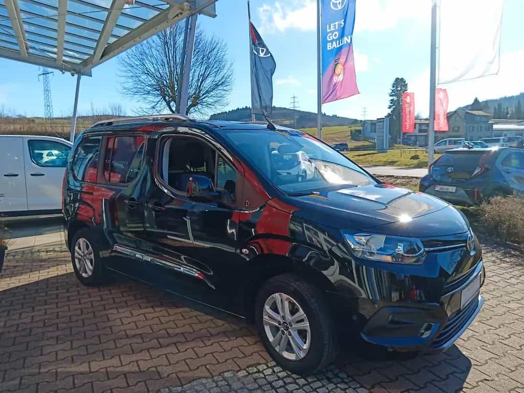 Toyota Proace City Team D L1 *8fach Bereift* 06/2022-photo-4