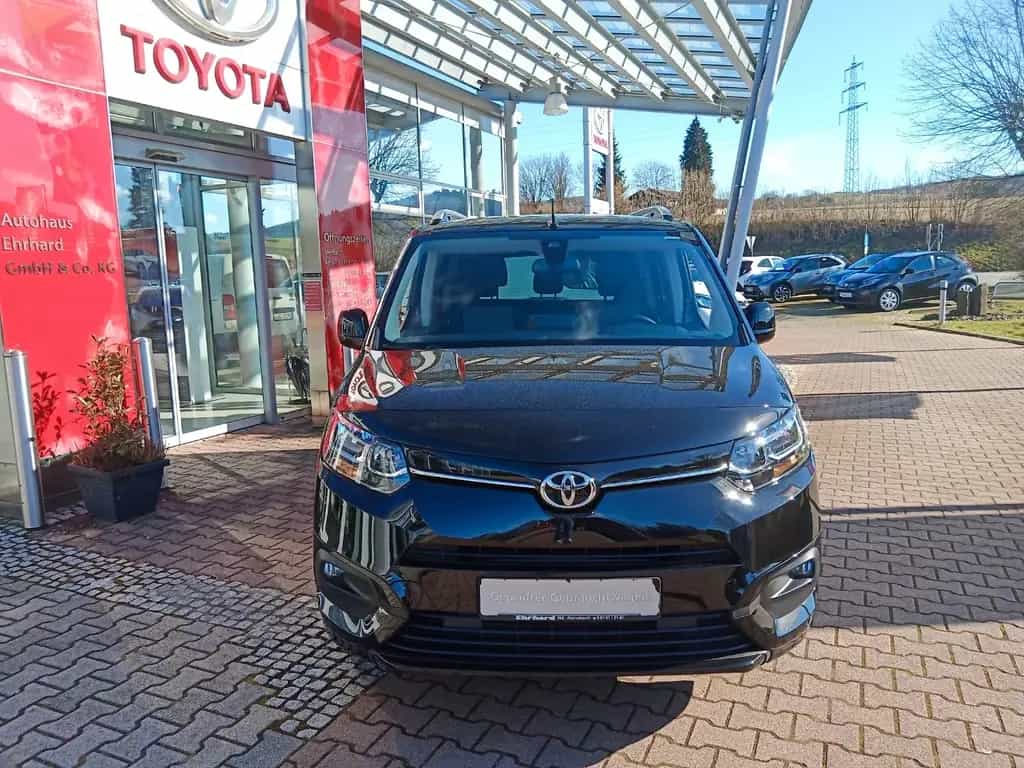 Toyota Proace City Team D L1 *8fach Bereift* 06/2022-photo-5