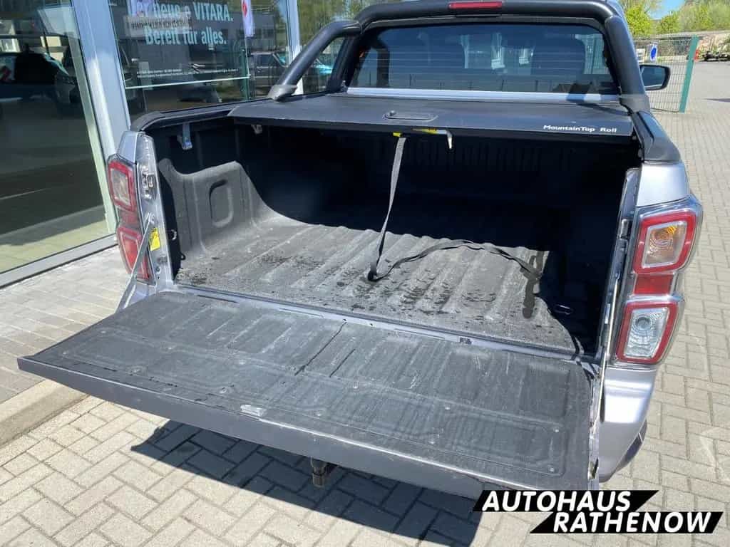 Isuzu D-Max Double Cab 4WD V-CROSS  Leder*LED*Mehrzone 04/2021-photo-5