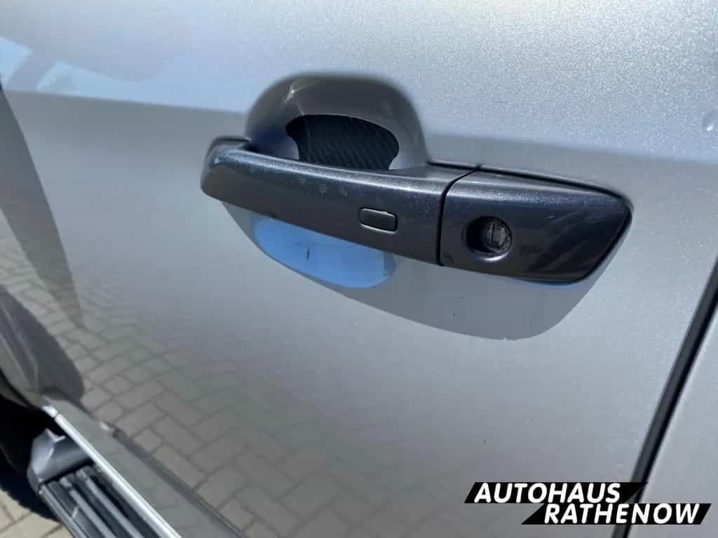 Isuzu D-Max Double Cab 4WD V-CROSS  Leder*LED*Mehrzone 04/2021-photo-8