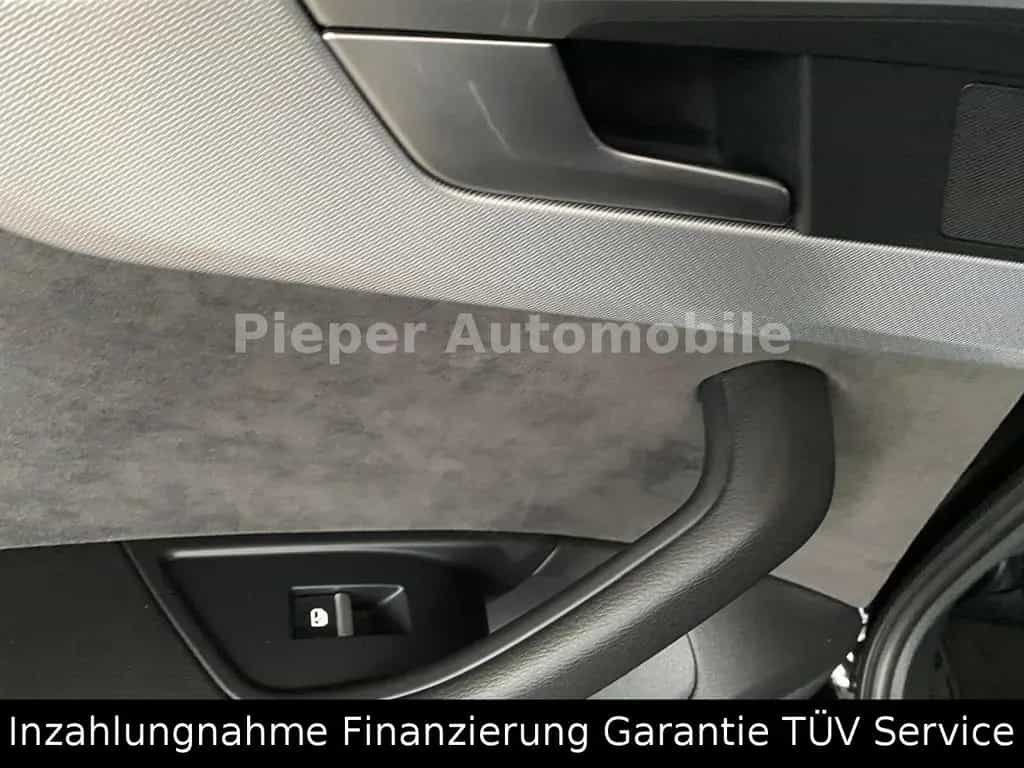 Audi A4 Avant sport ultra S-Line Black Edition DSG 01/2018-photo-30