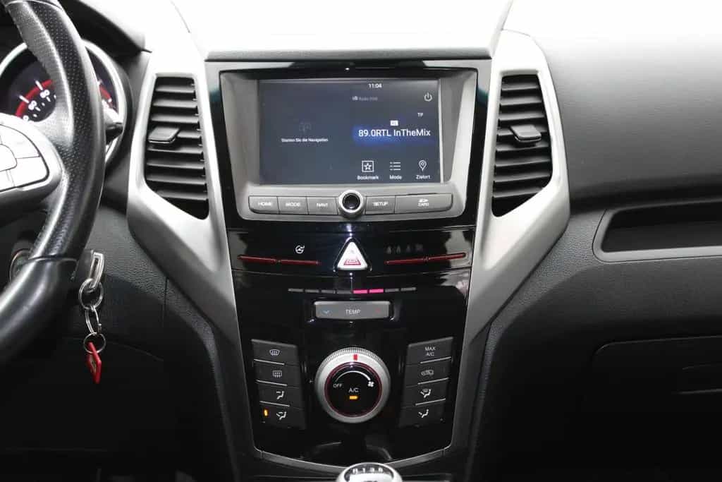 Ssangyong Tivoli 1.6 FLOW 2WD Navi Klima Kamera 08/2019-photo-14