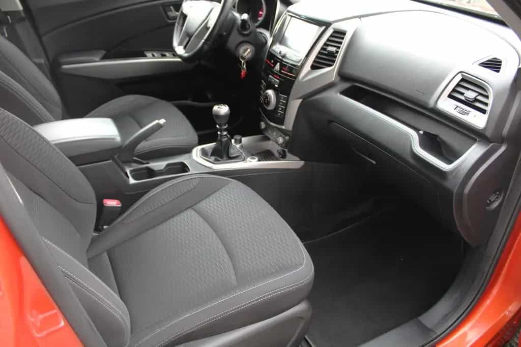 Ssangyong Tivoli 1.6 FLOW 2WD Navi Klima Kamera 08/2019-photo-21