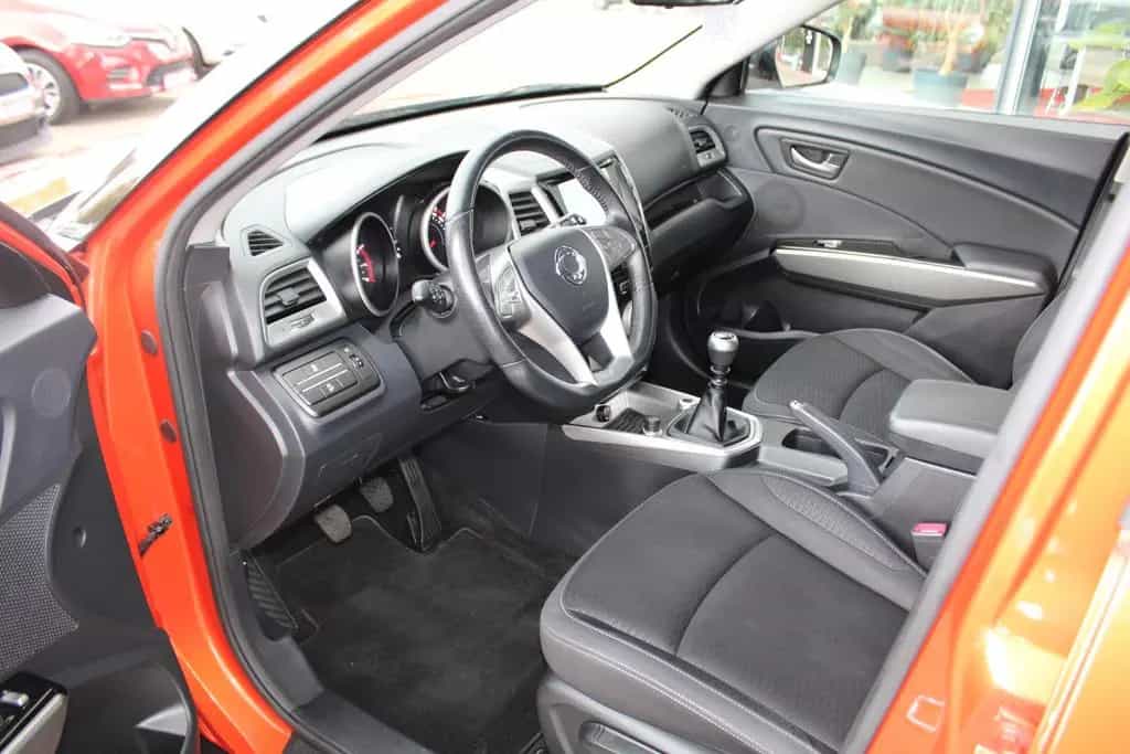 Ssangyong Tivoli 1.6 FLOW 2WD Navi Klima Kamera 08/2019-photo-8