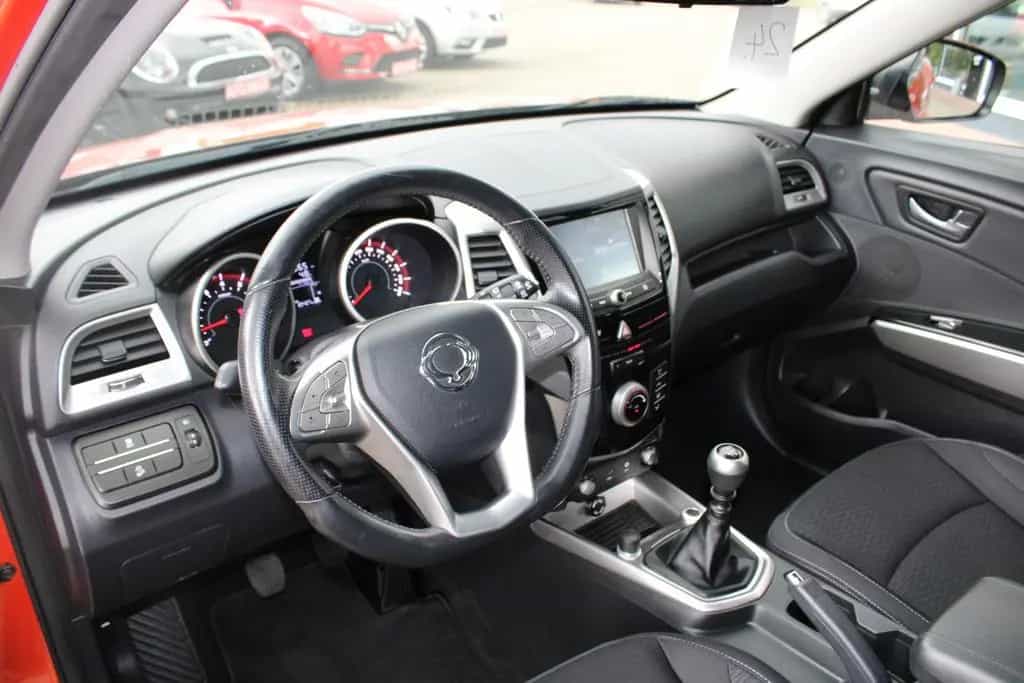 Ssangyong Tivoli 1.6 FLOW 2WD Navi Klima Kamera 08/2019-photo-9