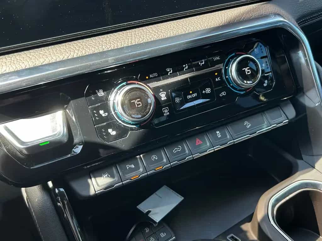 GMC Sierra 1500 6,2L V8 Denali ACC LED 4. J Garantie null-photo-22