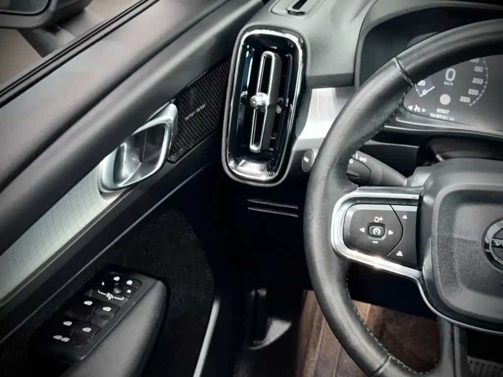 Volvo XC40 Momentum*AWD*VIRTUAL*LHZ*PARK PRO*1.HAND* 10/2018-photo-15