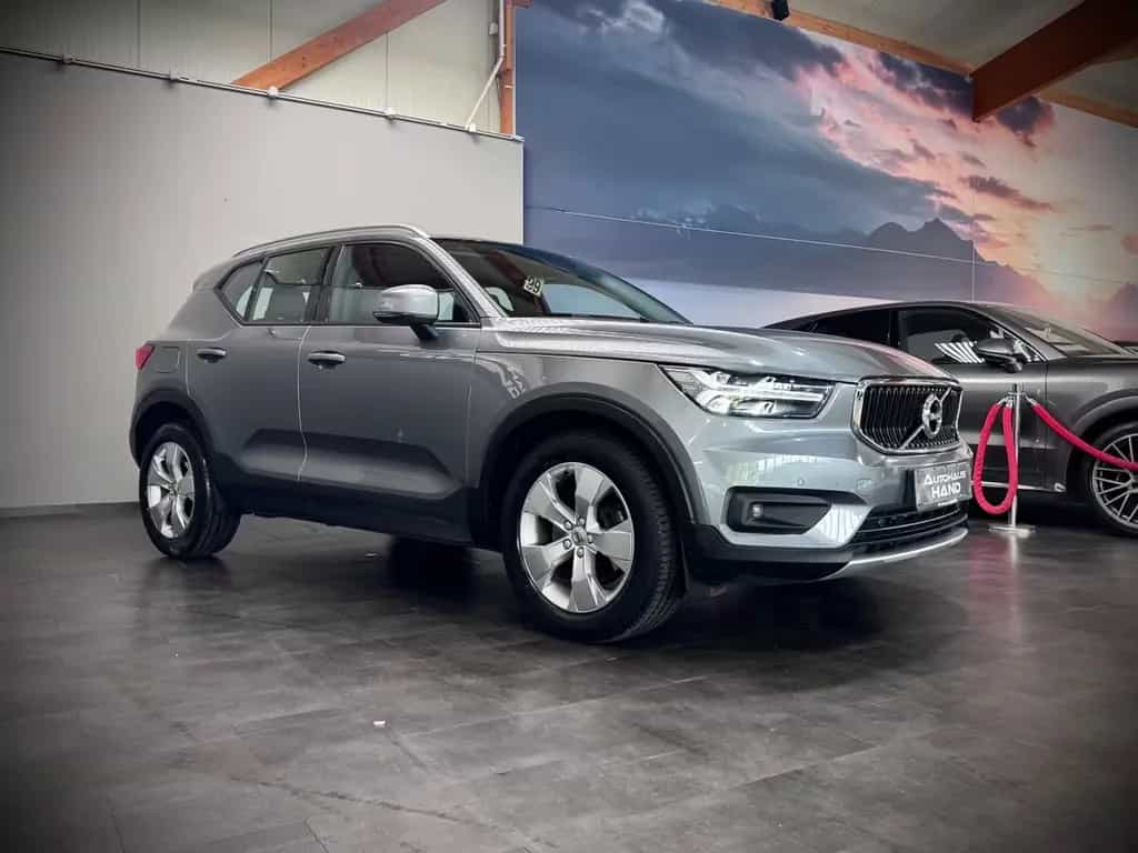 Volvo XC40 Momentum*AWD*VIRTUAL*LHZ*PARK PRO*1.HAND* 10/2018-photo-3