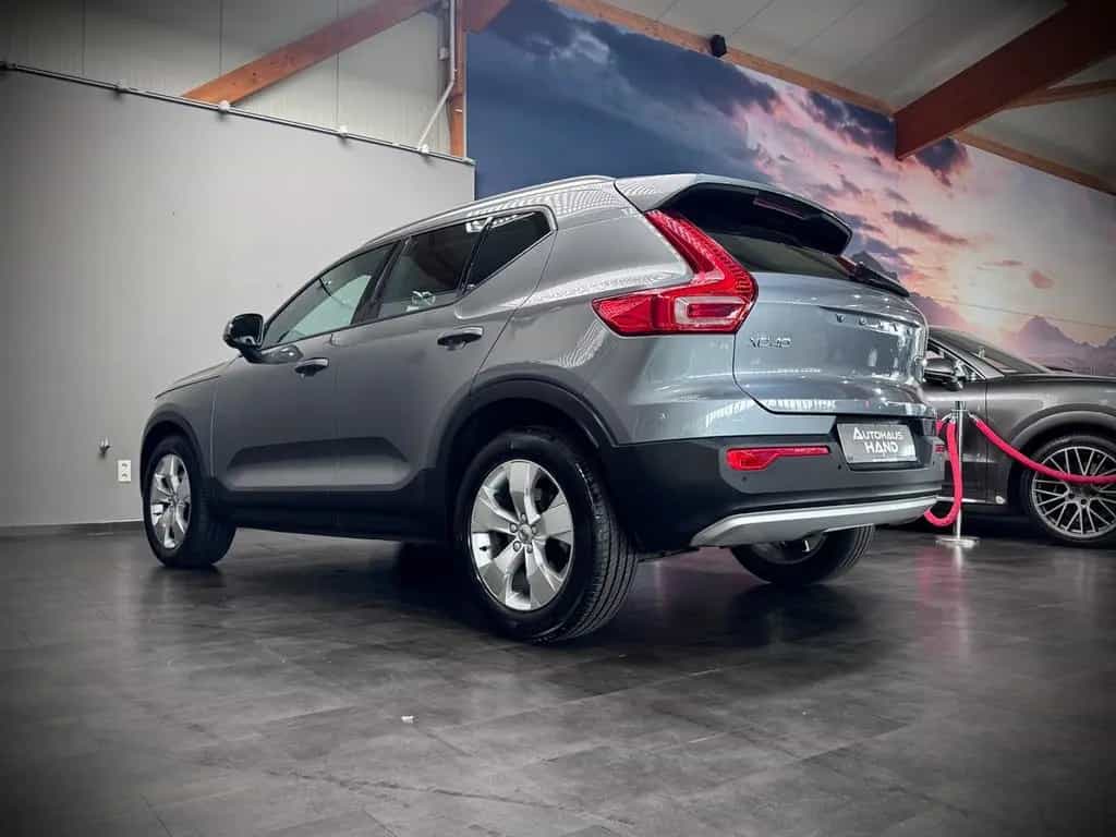 Volvo XC40 Momentum*AWD*VIRTUAL*LHZ*PARK PRO*1.HAND* 10/2018-photo-6