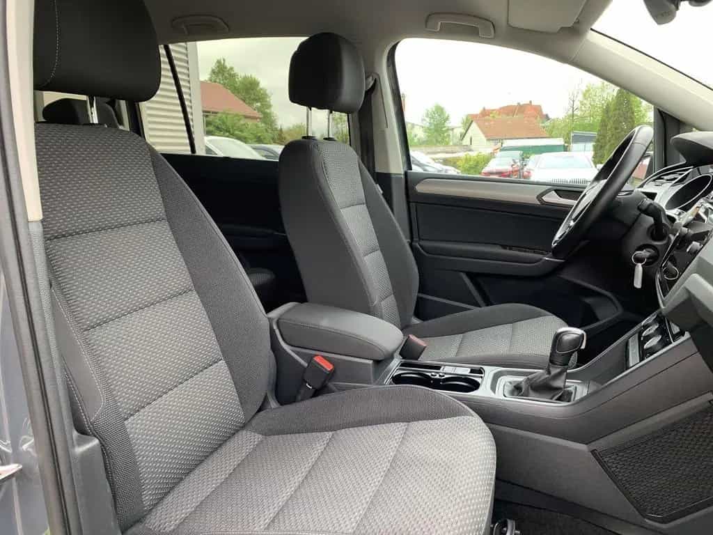 Volkswagen Touran 1.5TSI DSG 7-Sitzer ACC+3Z-Klima+Sitzhzg 10/2020-photo-13