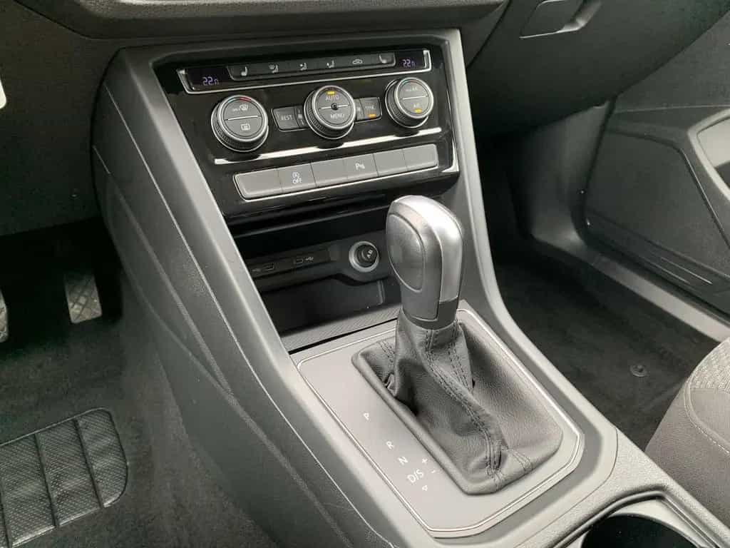 Volkswagen Touran 1.5TSI DSG 7-Sitzer ACC+3Z-Klima+Sitzhzg 10/2020-photo-14