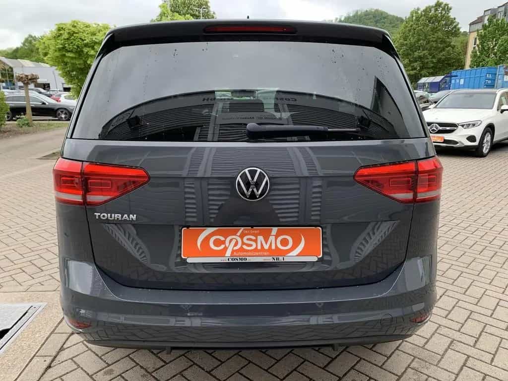 Volkswagen Touran 1.5TSI DSG 7-Sitzer ACC+3Z-Klima+Sitzhzg 10/2020-photo-27