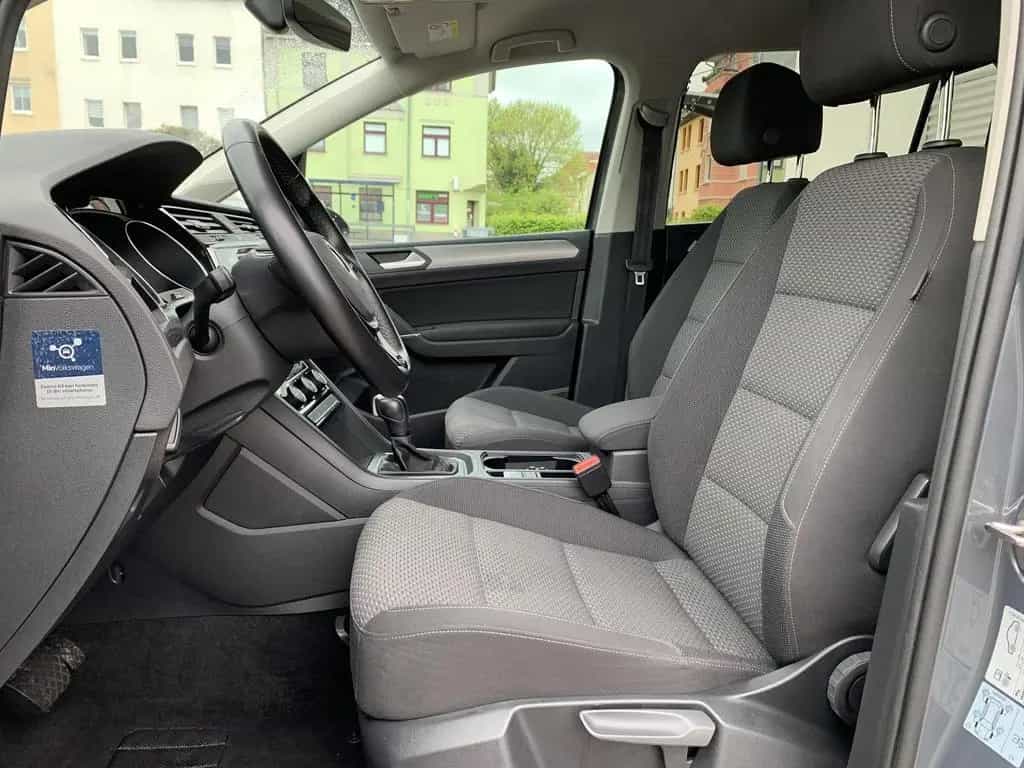 Volkswagen Touran 1.5TSI DSG 7-Sitzer ACC+3Z-Klima+Sitzhzg 10/2020-photo-8