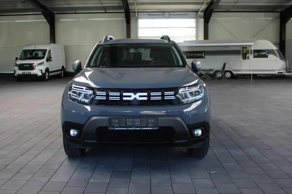 Dacia Duster II 1.3 TCe 150 Journey 2WD Automatik 06/2024-photo-1