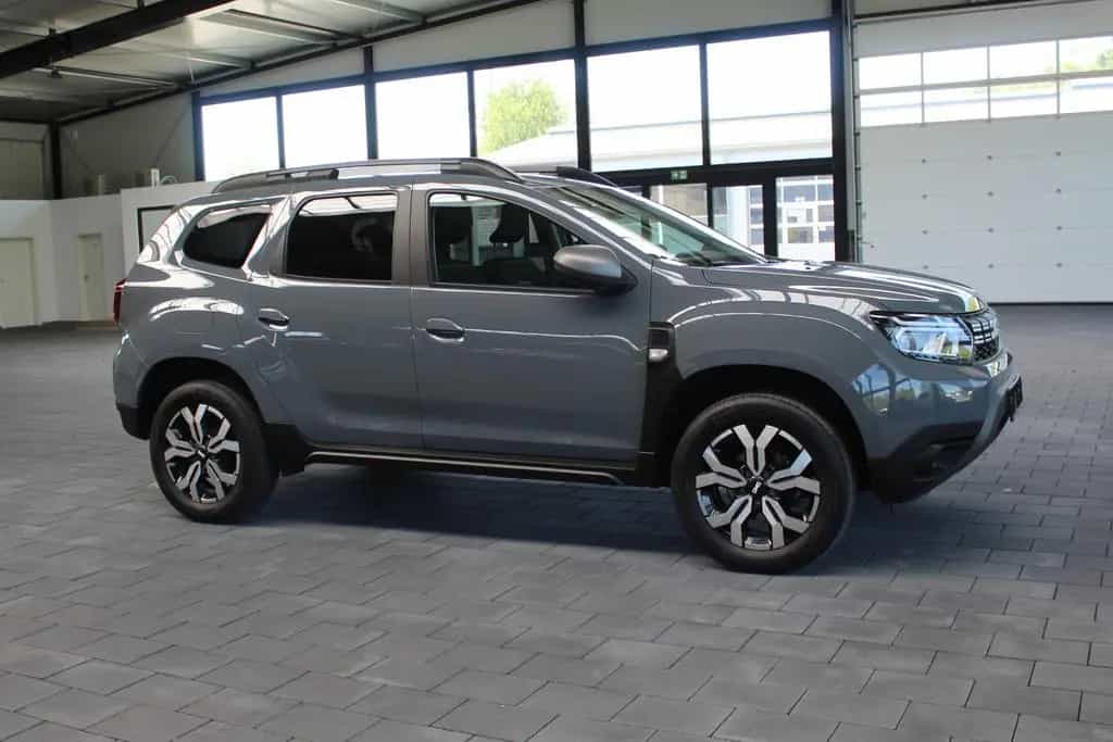 Dacia Duster II 1.3 TCe 150 Journey 2WD Automatik 06/2024-photo-2