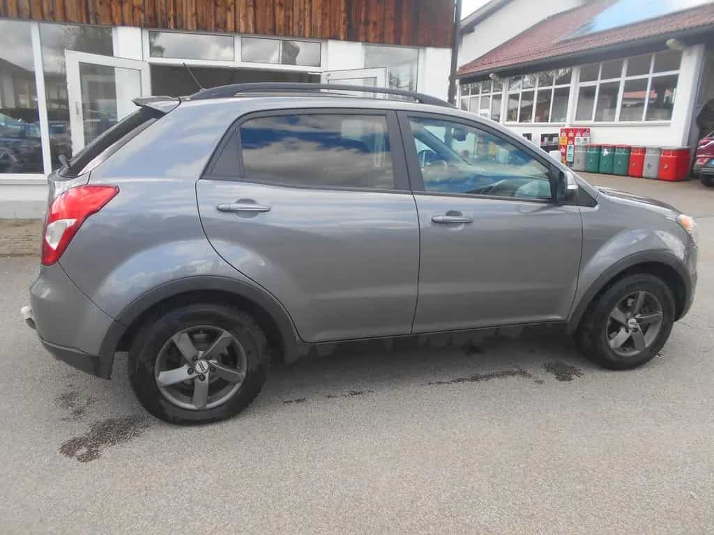 Ssangyong Korando 2.0 Diesel e-XDi 200 129kW Sap. 4WD AT 06/2015-photo-3