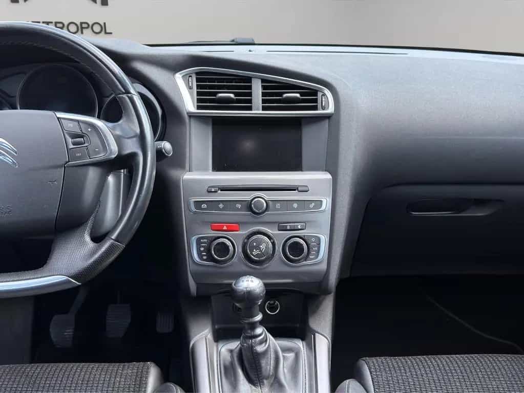 Citroën C4 Lim. 1.2 e-THP Shine AHK/PDC/SHZ/LM+TÜV 03.28 01/2016-photo-15